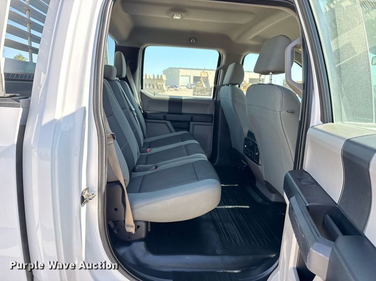 image for item DS3703 2017 Ford F150 XL SuperCrew pickup truck