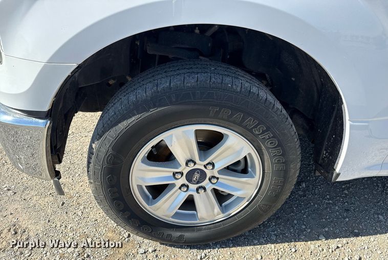 image for item DS3703 2017 Ford F150 XL SuperCrew pickup truck