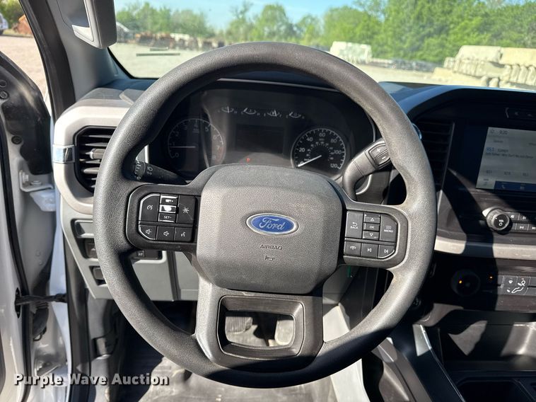 image for item DS3705 2021 Ford F150 XL SuperCrew pickup truck