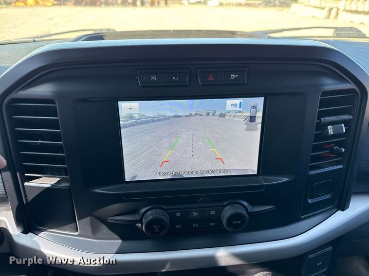 image for item DS3705 2021 Ford F150 XL SuperCrew pickup truck