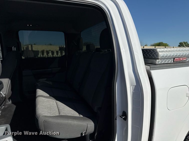 image for item DS3705 2021 Ford F150 XL SuperCrew pickup truck