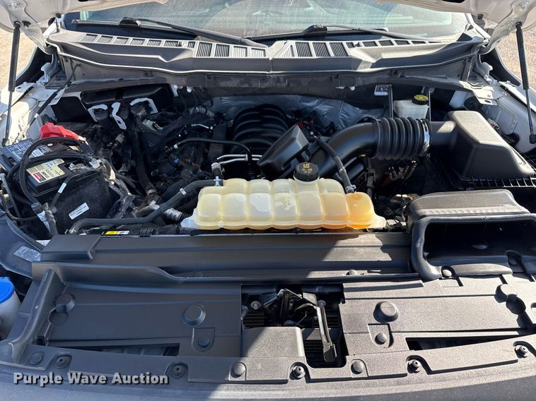 image for item DS3705 2021 Ford F150 XL SuperCrew pickup truck