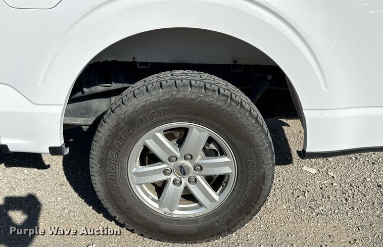 image for item DS3705 2021 Ford F150 XL SuperCrew pickup truck