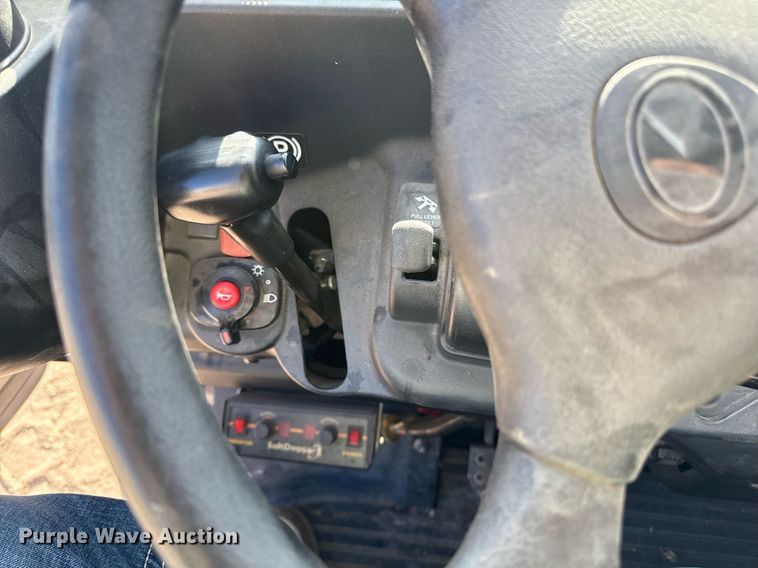 image for item DS4279 2013 Kubota RTV X1100C utility vehicle