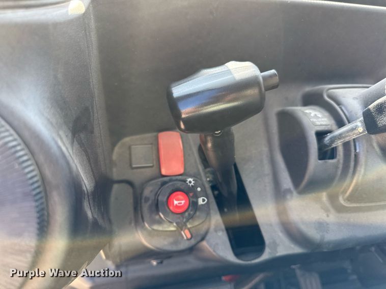 image for item DS4279 2013 Kubota RTV X1100C utility vehicle