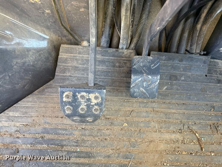 image for item DS4280 2011 Kubota RTV1100 utility vehicle