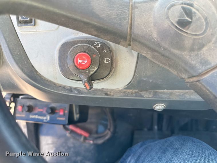 image for item DS4280 2011 Kubota RTV1100 utility vehicle