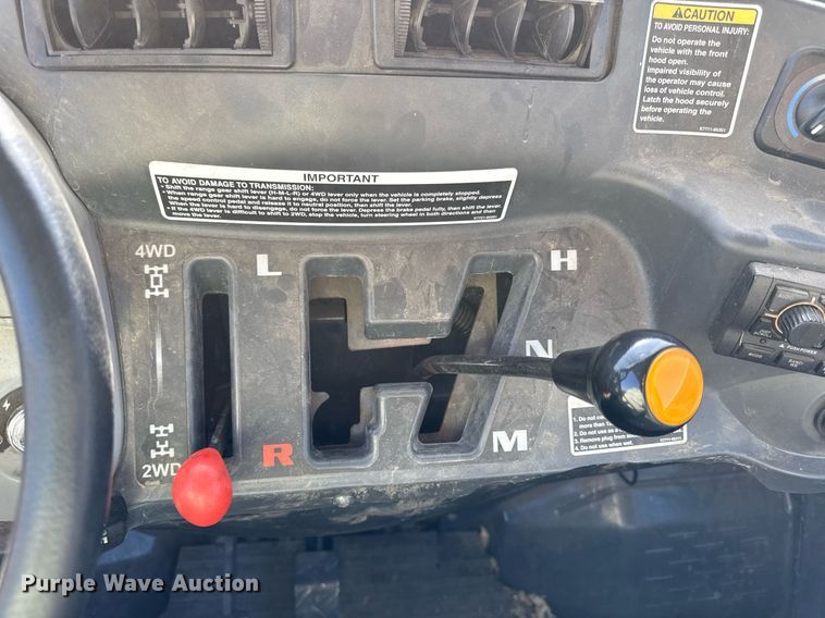 image for item DS4280 2011 Kubota RTV1100 utility vehicle