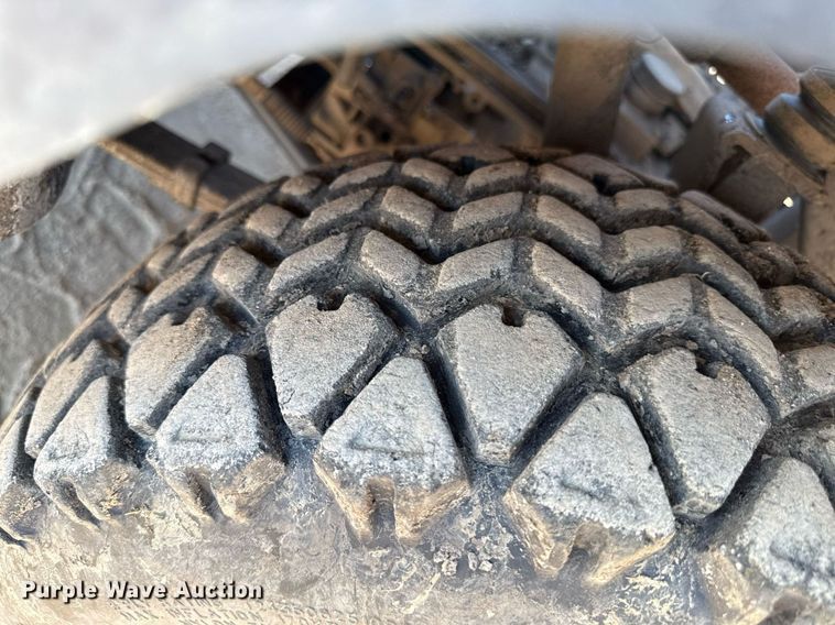 image for item DS4280 2011 Kubota RTV1100 utility vehicle