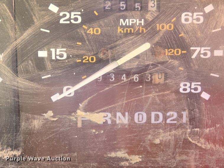 image for item DS5374 1990 Ford Bronco II XLT SUV