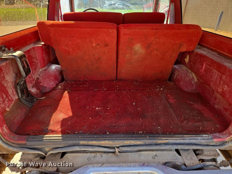 image for item DS5374 1990 Ford Bronco II XLT SUV