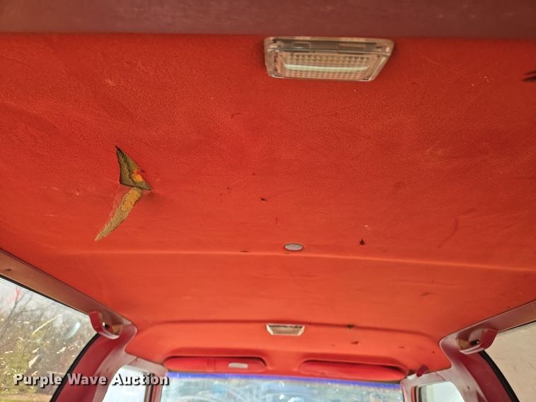 image for item DS5374 1990 Ford Bronco II XLT SUV