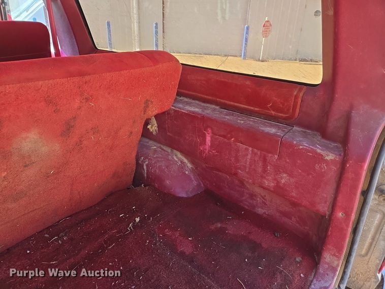 image for item DS5374 1990 Ford Bronco II XLT SUV