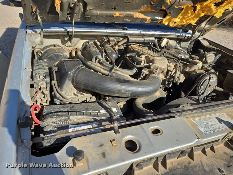 image for item DS5374 1990 Ford Bronco II XLT SUV