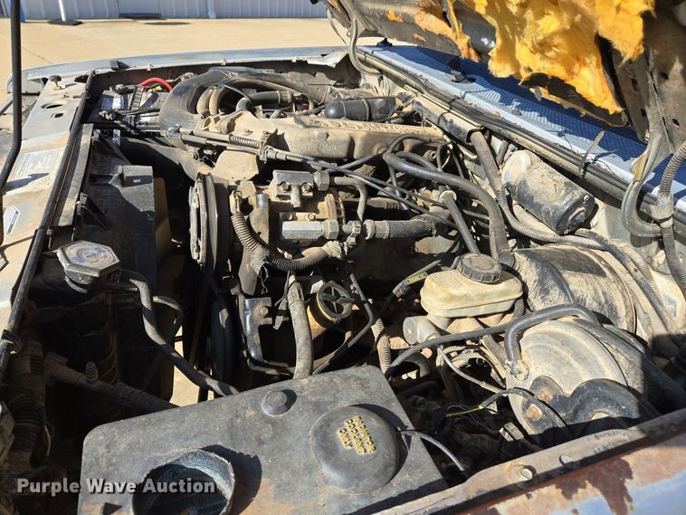 image for item DS5374 1990 Ford Bronco II XLT SUV