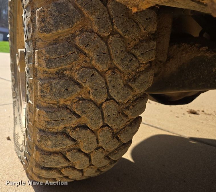 image for item DS5374 1990 Ford Bronco II XLT SUV