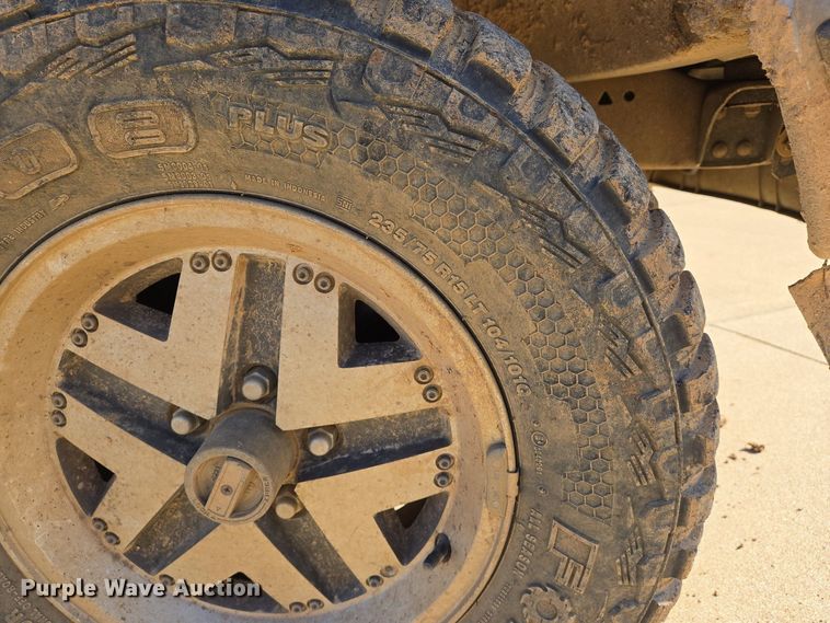 image for item DS5374 1990 Ford Bronco II XLT SUV