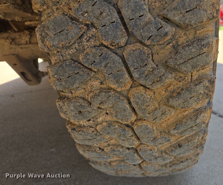 image for item DS5374 1990 Ford Bronco II XLT SUV