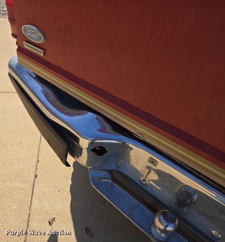 image for item DS5375 1987 Ford Bronco II SUV