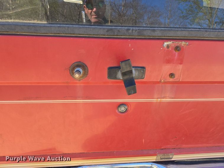 image for item DS5375 1987 Ford Bronco II SUV