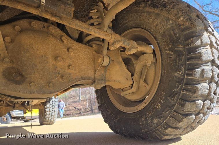 image for item DS5375 1987 Ford Bronco II SUV