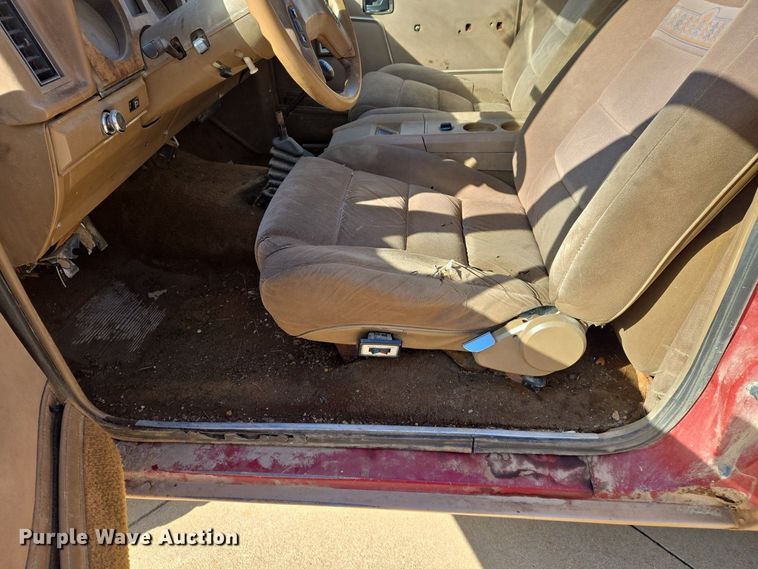 image for item DS5375 1987 Ford Bronco II SUV