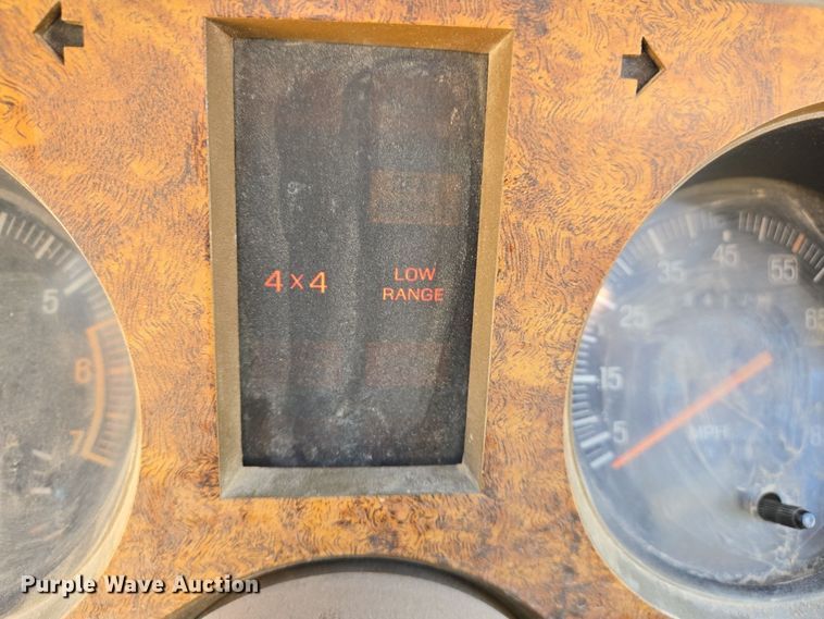 image for item DS5375 1987 Ford Bronco II SUV