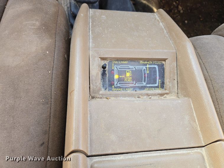 image for item DS5375 1987 Ford Bronco II SUV