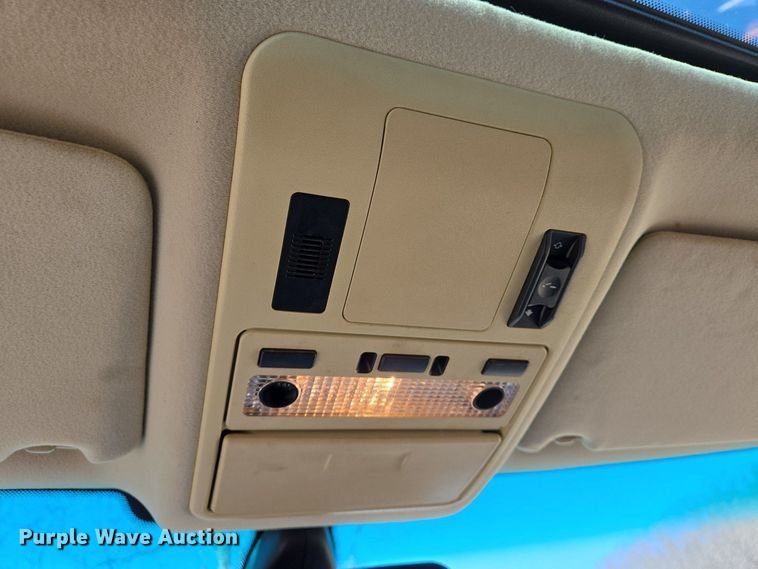 image for item DS5376 2004 Land Rover Range Rover HSE SUV