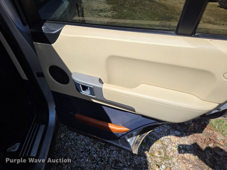 image for item DS5376 2004 Land Rover Range Rover HSE SUV