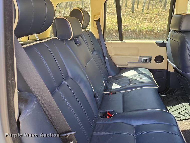 image for item DS5376 2004 Land Rover Range Rover HSE SUV