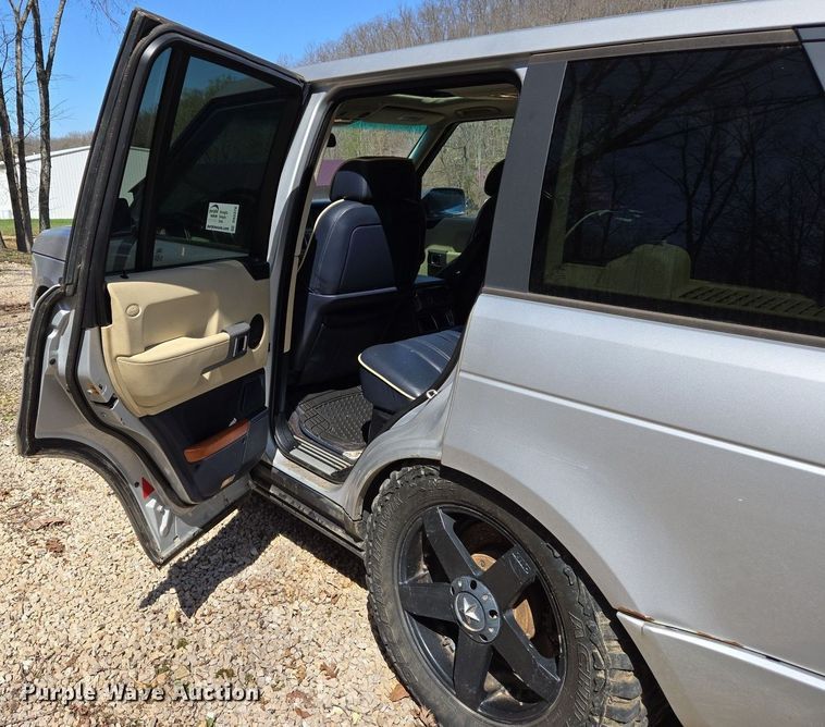 image for item DS5376 2004 Land Rover Range Rover HSE SUV