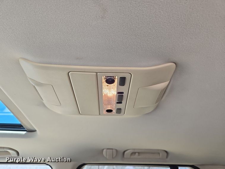 image for item DS5376 2004 Land Rover Range Rover HSE SUV