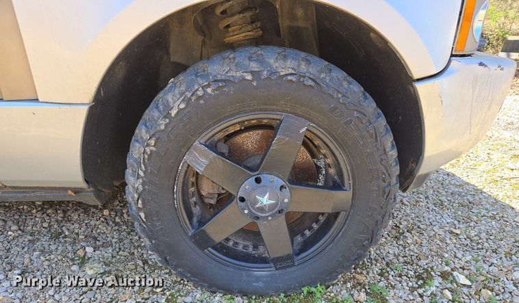 image for item DS5376 2004 Land Rover Range Rover HSE SUV