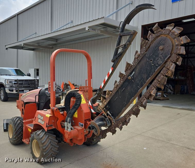 image for item DT4829 2011 Ditch Witch RT45 trencher