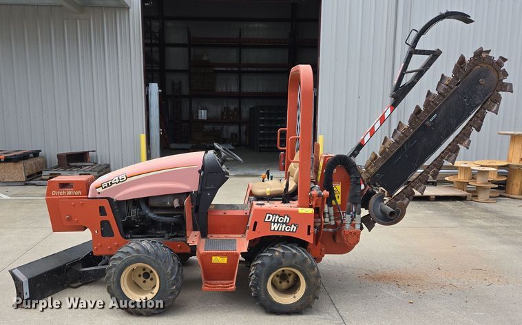image for item DT4829 2011 Ditch Witch RT45 trencher