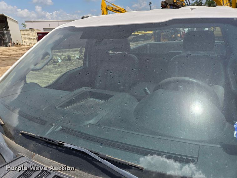 image for item DT4831 2018 Ford F150 XL pickup truck