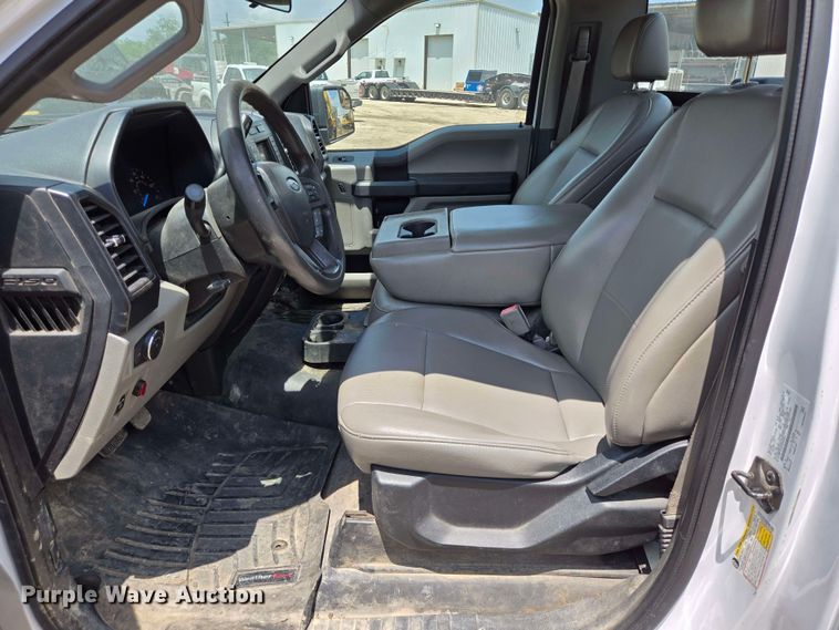 image for item DT4831 2018 Ford F150 XL pickup truck