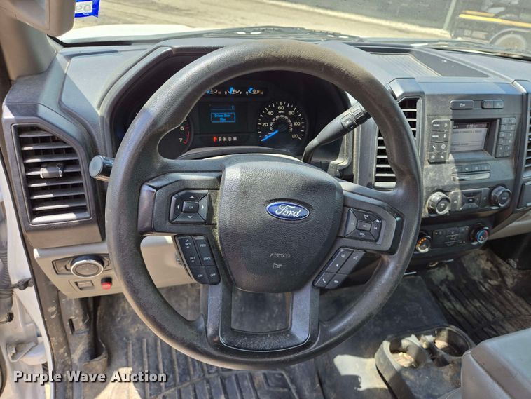 image for item DT4831 2018 Ford F150 XL pickup truck