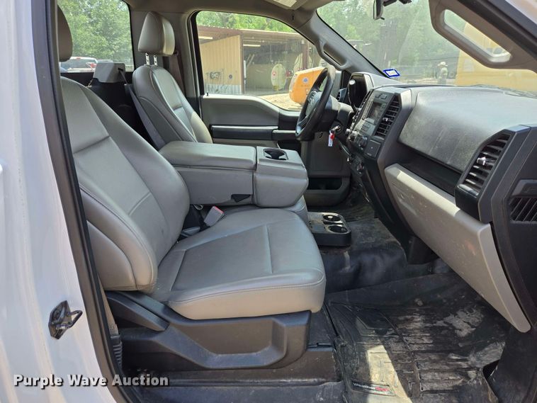 image for item DT4831 2018 Ford F150 XL pickup truck