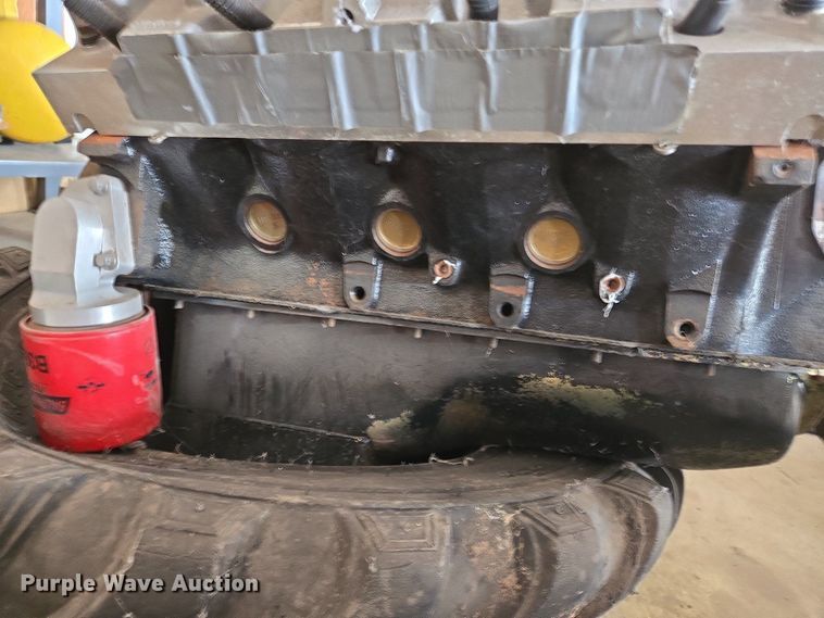 image for item DT4836 Oldsmobile engine