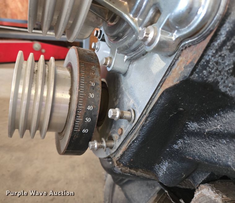 image for item DT4836 Oldsmobile engine