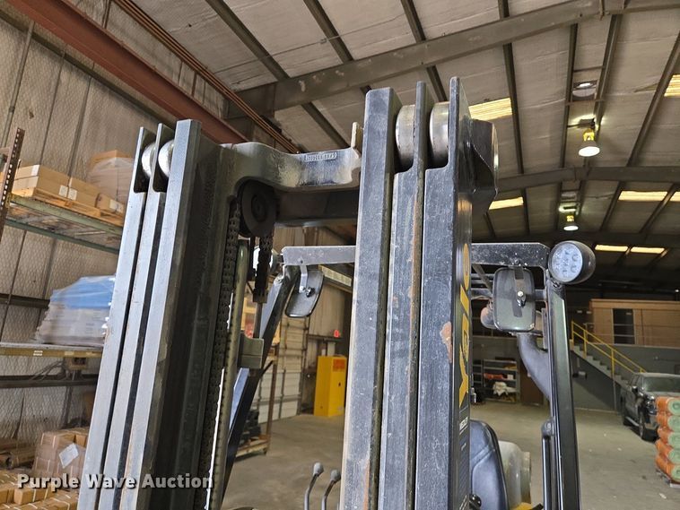 image for item DT4838 2016 Yale GLP060MXNEAE091 forklift