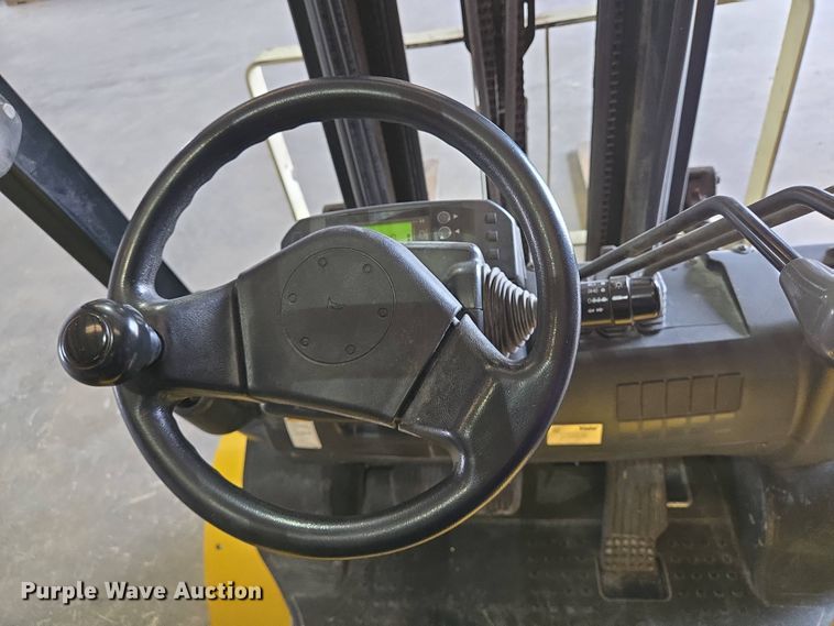 image for item DT4838 2016 Yale GLP060MXNEAE091 forklift