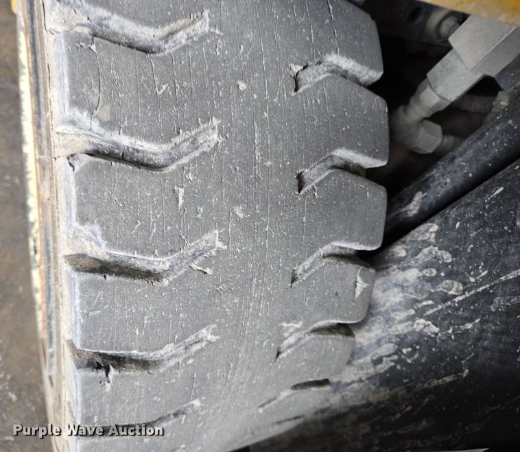 image for item DT4838 2016 Yale GLP060MXNEAE091 forklift