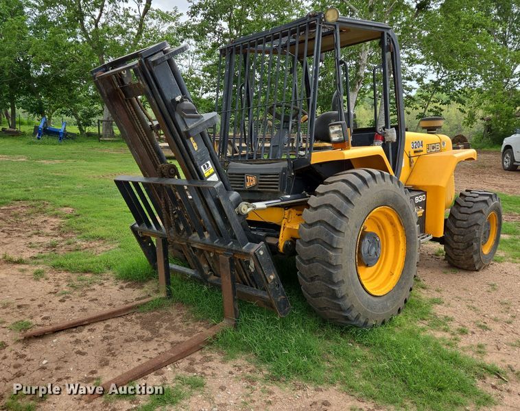 image for item DT4841 2012 JCB 930 forklift