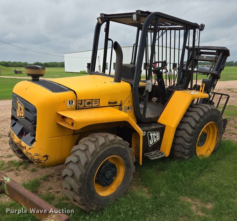 image for item DT4841 2012 JCB 930 forklift
