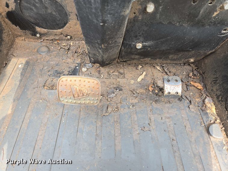 image for item DT4841 2012 JCB 930 forklift