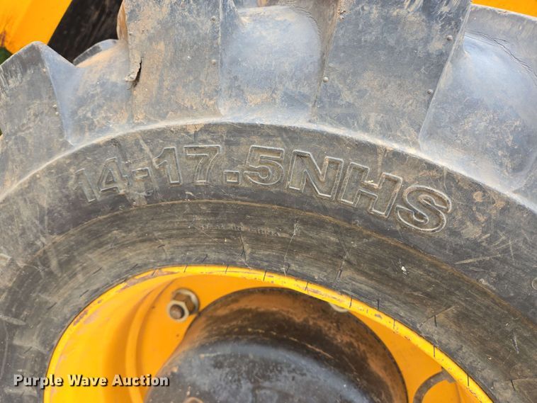 image for item DT4841 2012 JCB 930 forklift