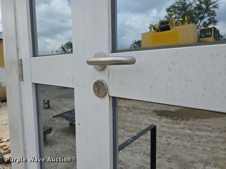 image for item DT4853 Mobile office